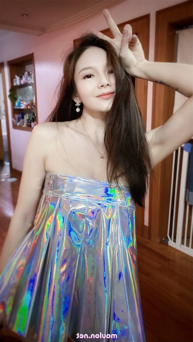 Tuyển Tập Ảnh Sex Cổ Trang Trung Quốc Gái Đẹp Vú Bự Show Hàng