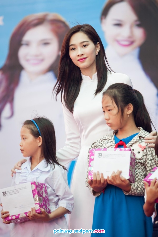 Gái đẹp nóng bỏng và sexy