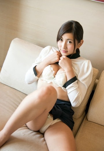 Gái nứng lồn trong khách sạn một mình