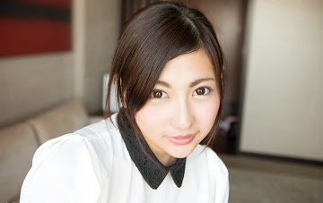 Gái nứng lồn trong khách sạn một mình